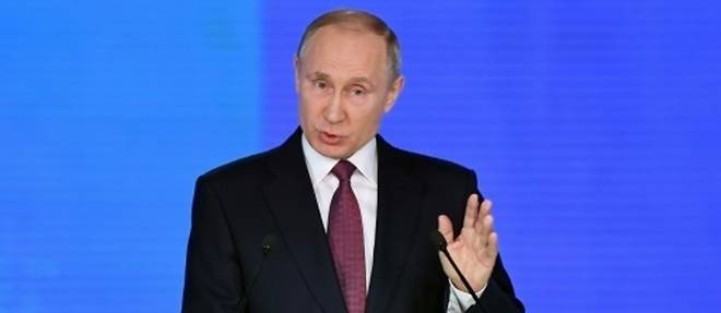 Poutine veut en finir avec la "neige noire" et l'eau non potable