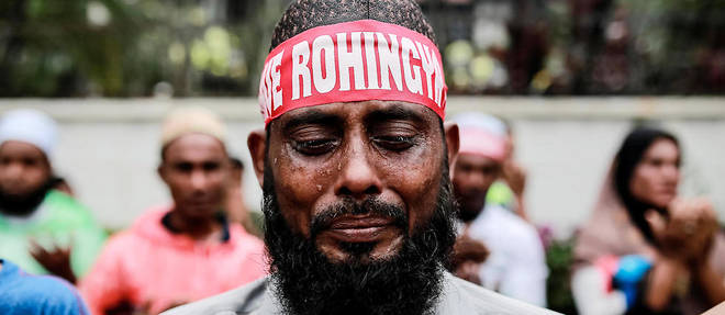 Selon l'ONU, plus d'un millier de Rohingyas ont ete tues dans des massacres.