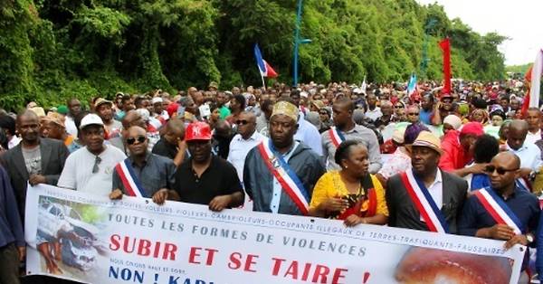 Mayotte : l'île de la colère