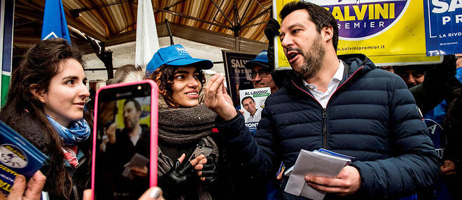 M&#233;tamorphose. Matteo Salvini (ici &#224; Milan, le 1er&#160;mars) fera-t-il alliance avec le Mouvement 5&#160;&#233;toiles, l&#8217;autre gagnant des l&#233;gislatives&#8201;?&#160;