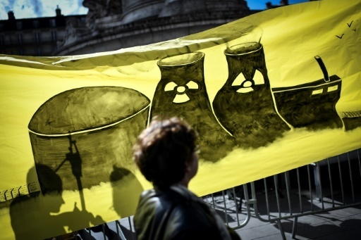 Sept ans apres Fukushima, des associations denoncent le "mythe d'un nucleaire sans danger"