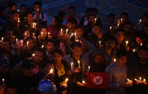 Crash d'avion au Nepal: les communications radio au coeur de l'enquete