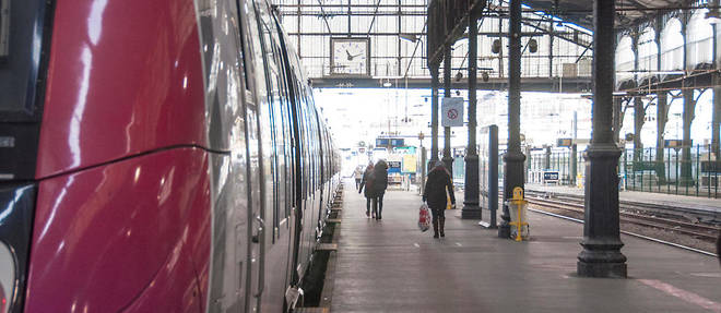 Les diff&#233;rents syndicats de la SNCF se sont mis d'accord pour faire gr&#232;ve sur un rythme de &#171;&#160;deux jours trois jours&#160;&#187;, du 3 avril au 28 juin.