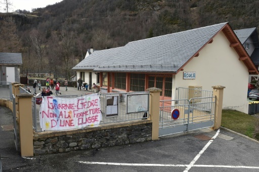 Le combat d'un village des Pyrénées contre la fermeture d'une classe - Le Point