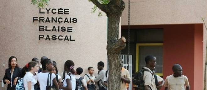 Les lycées français de l'étranger, un réseau d'excellence en pleine crise