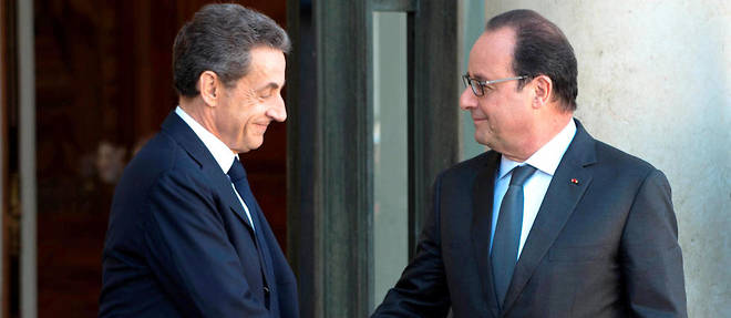 Nicolas Sarkozy et son successeur &#224; l'&#201;lys&#233;e, Fran&#231;ois Hollande, en 2015. La question du devenir des anciens pr&#233;sidents se fait plus aigu&#235; puisqu'ils quittent la fonction de plus en plus jeunes...&#160;