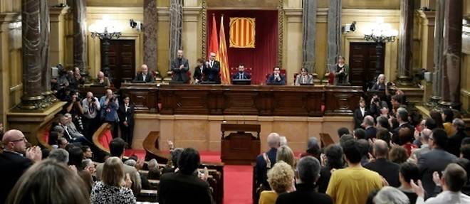 Catalogne: l'investiture du president regional suspendue, le candidat en prison