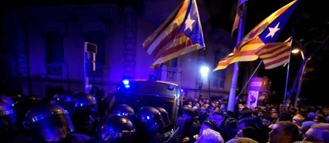 La Catalogne dans l'impasse apres une offensive judiciaire contre les independantistes