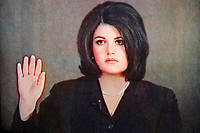  Monica Lewinsky témoigne devant le Sénat le 6 février 1999  ©SIPA