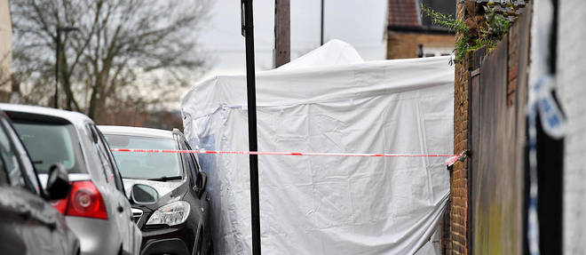 Une jeune fille de 17 ans est morte touch&#233;e par plusieurs balles &#224; Tottenham, un quartier populaire proche de Walthamstow