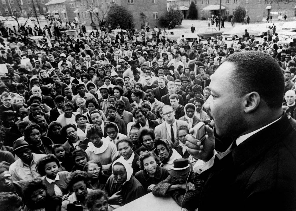 Le révérend Martin Luther King après la marche du 9 mars 1965 à Selma. ©  UPI / AFP