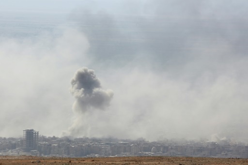 Frappes aeriennes meurtrieres sur la derniere poche rebelle pres de Damas