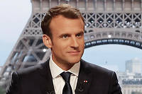 Macron parle litt&eacute;rature et tacle (encore) les intellectuels