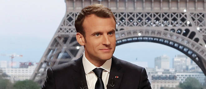 Emmanuel Macron avant son interview t&#233;l&#233;vis&#233;e du 15 avril.