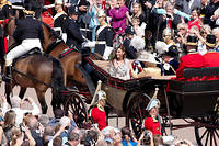  Folklore. Le prince Charles, Camilla, le prince William et Kate Middleton à la traditionnelle cérémonie de l’ordre de la Jarretière, en juin 2011.  (C)ANWAR HUSSEIN COLLECTION//SIPA