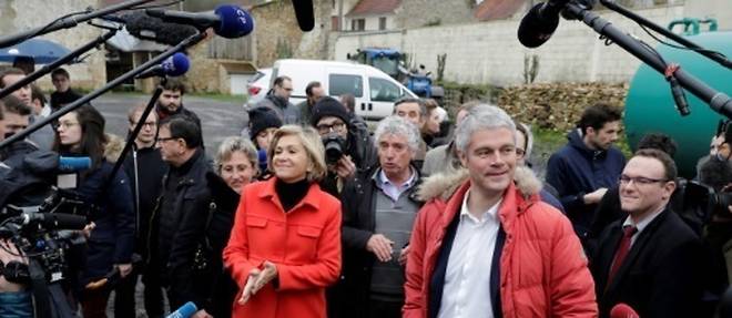 "Insuffisances", pas "credible": Pecresse renvoie dos a dos Macron et Wauquiez