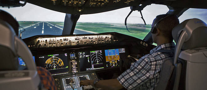 Simulation de vol chez Ethiopian Airlines &#224; Addis-Abeba en octobre 2015. La compagnie &#233;thiopienne va relier d&#232;s mai 2018 Abidjan &#224; l'a&#233;roport de Newark &#224; New York.