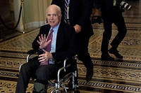 John McCain malade&nbsp;: le commentaire de la Maison-Blanche qui ne passe pas