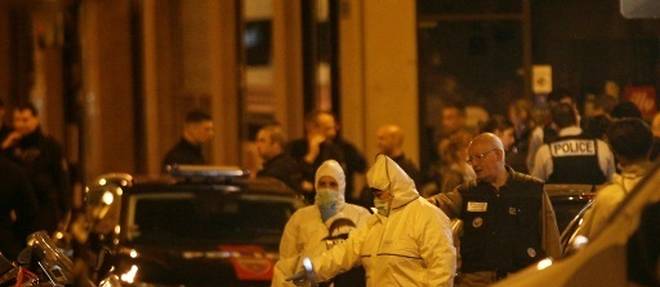 L'enquete se concentre sur la recherche de l'identite de l'auteur de l'attaque au couteau a Paris revendiquee par l'EI