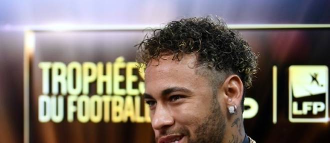 Trophees UNFP: Neymar (PSG) sacre meilleur joueur de Ligue 1
