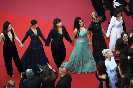 Cannes, premier signataire d'une charte de parite femmes-hommes dans les festivals