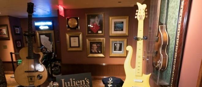 Ventes d'objets de Prince: une guitare jaune part pour 225.000 dollars