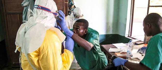 En RD Congo, la maladie &#224; virus Ebola continue d'avancer alors que le gouvernement a d&#233;clench&#233; son plan de riposte et que l'OMS a envoy&#233; plus de 7 000 doses de vaccin.