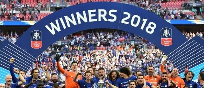 Coupe d'Angleterre: Chelsea s'offre enfin la Cup et un peu de joie