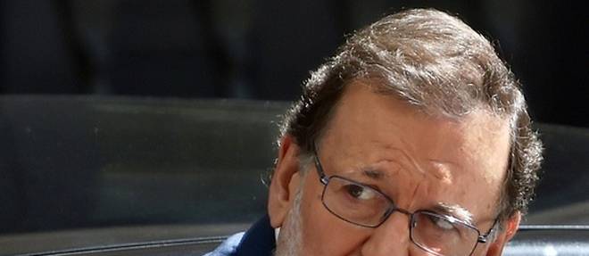 Corruption en Espagne: Rajoy assailli par l'opposition et ses allies
