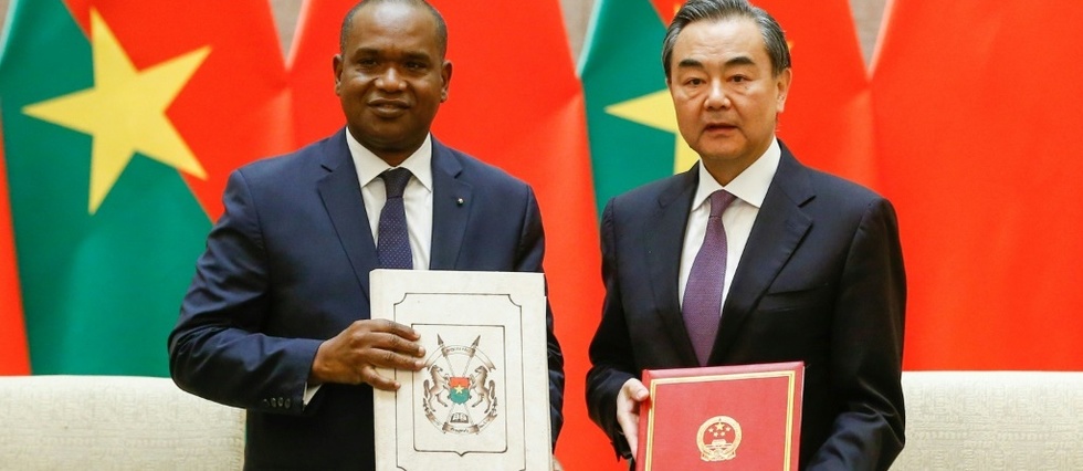 La Chine noue des relations diplomatiques avec le Burkina ...