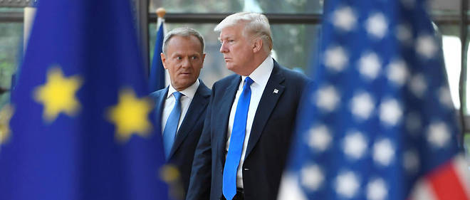 Donald Trump, ici avec le pr&#233;sident du Conseil europ&#233;en Donald Tusk, est pr&#234;t &#224; entrer dans une guerre commerciale avec l'Europe. Celle-ci pr&#233;voit la riposte.
