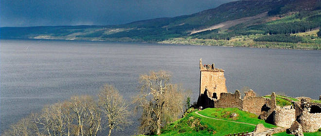 Le Loch Ness, lac &#233;cossais dans lequel se r&#233;fugierait un animal pr&#233;historique.