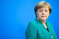 Angela Merkel l&acirc;che un peu de lest sur la zone euro