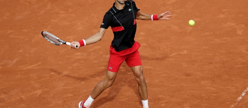 Roland-Garros: Djokovic retrouve les quarts de finale