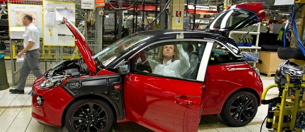 Automobile: l'electrification pourrait couter 75.000 emplois en Allemagne