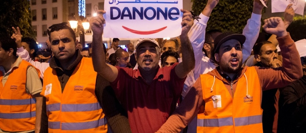 Maroc: les salaries de Danone, boycotte, manifestent pour leurs emplois