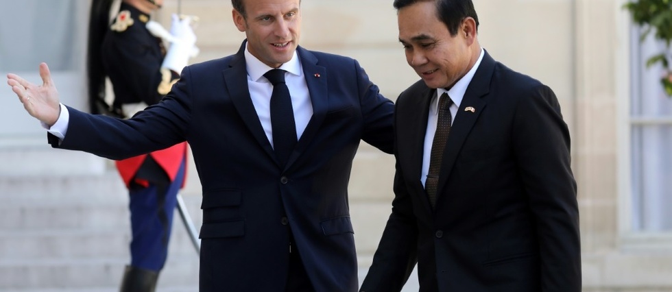Thailande: Macron souhaite le "retour a la democratie"