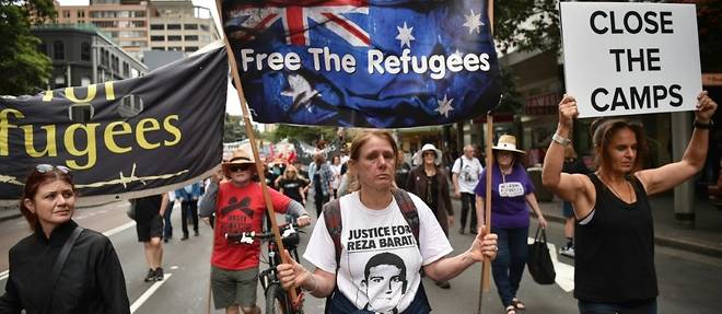 La politique d'immigration australienne: modele a suivre ou deshonneur?
