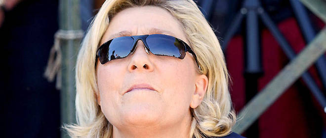 Apr&#232;s une ann&#233;e difficile, Marine Le Pen reprenait du poil de la b&#234;te. La voil&#224; rattrap&#233;e par l'affaire des assistants parlementaires europ&#233;ens qui avait d&#233;j&#224; empoisonn&#233; sa campagne.