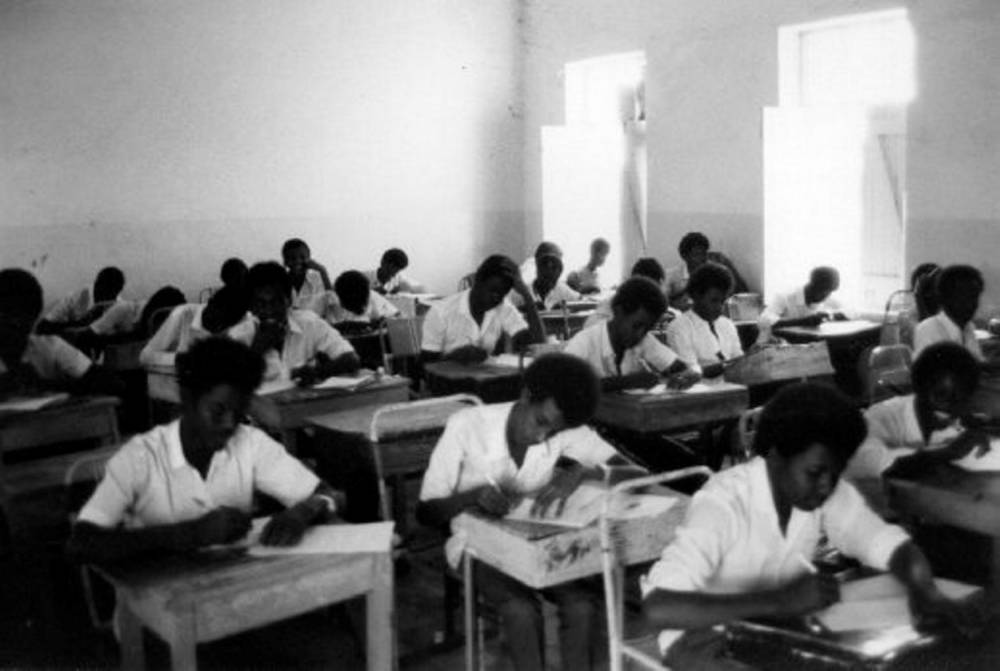 Une classe au Soudan dans les années 1970. ©  DR