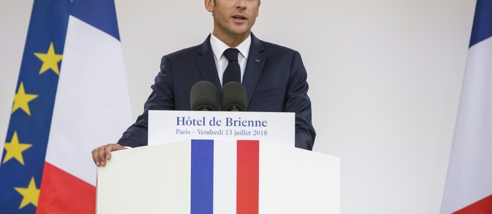 Macron A-t-il Fait Son Service Militaire Macron rend un hommage appuyé aux armées à la veille du 14-Juillet - Le