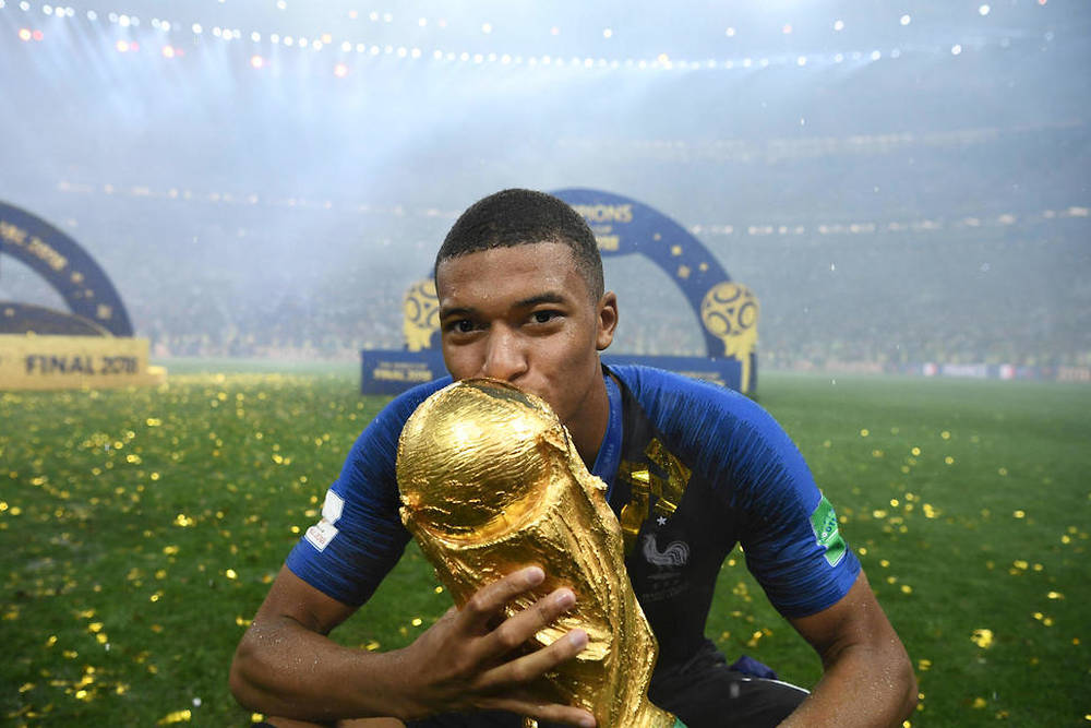 PHOTOS / Coupe du monde 2018 : ces 45 clichés du sacre des Bleus pour  l'éternité - Football - MAXIFOOT