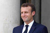 L'op&eacute;ration s&eacute;duction d'Emmanuel Macron face aux partenaires sociaux
