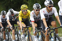  Le coureur gallois Geraint Thomas domine toujours le classement général du Tour de France, à une semaine de l'arrivée à Paris.   (C)Bettini Luca