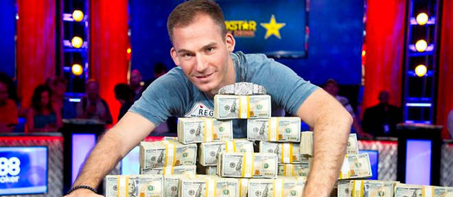 Justin Bonomo vient de remporter 10 millions de dollars en un tournoi.