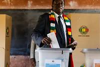 Zimbabwe: Emmerson Mnangagwa en t&ecirc;te de la pr&eacute;sidentielle