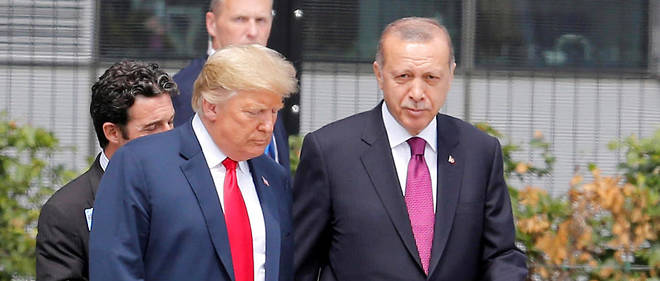 Le president turc Recep Tayyip Erdogan et le president americain Donald Trump lors du sommet de l'Otan, en juillet 2018, a Bruxelles.