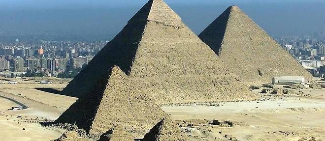 La justice suisse a beau avoir donne raison a l'Egypte, le fragment de statue du pharaon Djedefre reste introuvable.