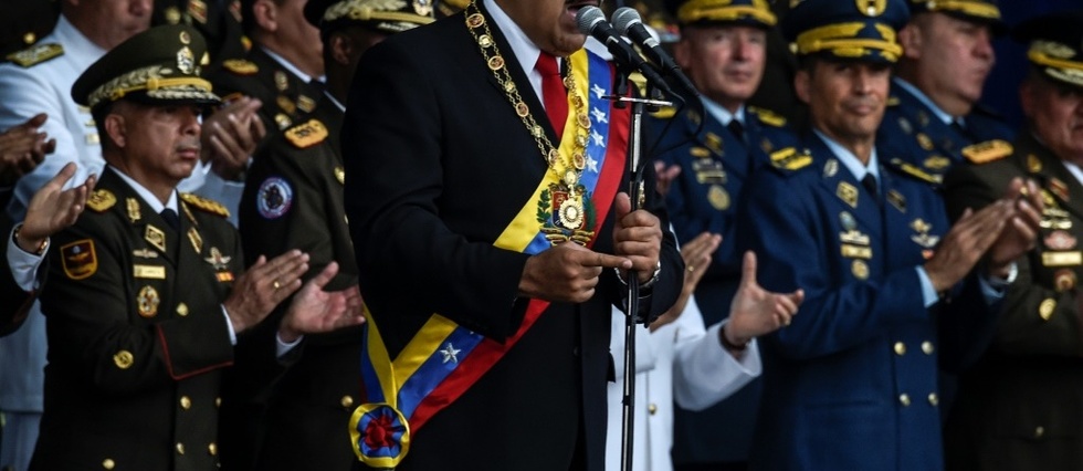 Venezuela: 6 arrestations, des "preuves accablantes" apres l'"attentat" contre Maduro