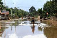 Effondrement d'un barrage au Laos: 31 morts et 130 disparus, selon un nouveau bilan